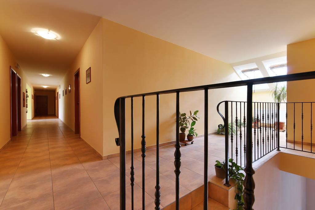 Penzion U Zamku Lednice Extérieur photo